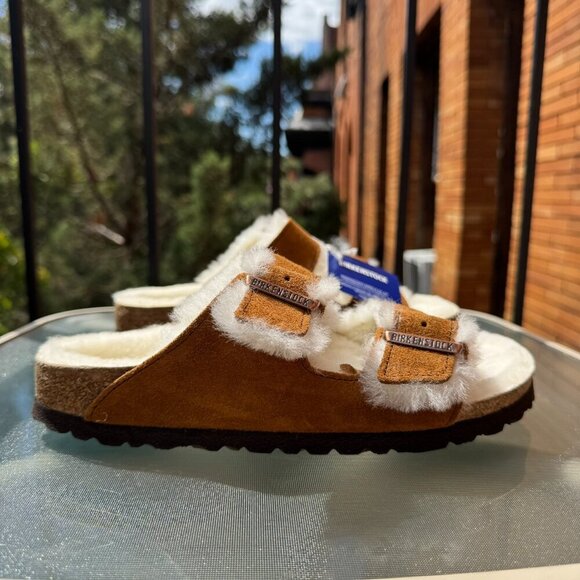 New Birkenstock Arizona Shearling Sandals in Suede Mink Brown US 8 / EUR 39 - Picture 3 of 12
